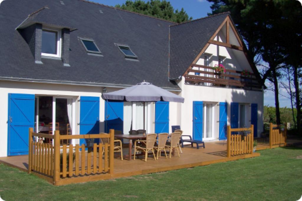 Maison d'Hôtes de Kerzine Plouhinec  Extérieur photo