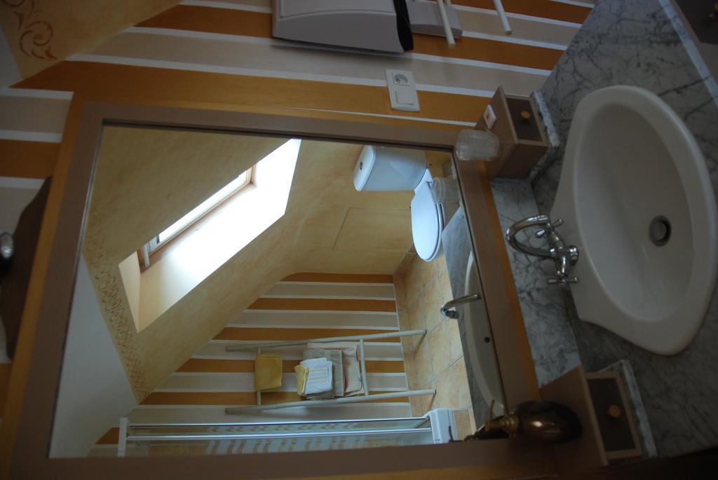 Maison d'Hôtes de Kerzine Plouhinec  Extérieur photo